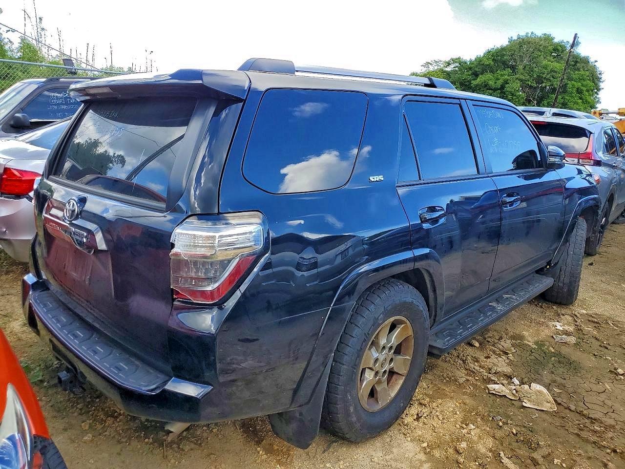2023 Toyota 4Runner Sr5 - Фото 3
