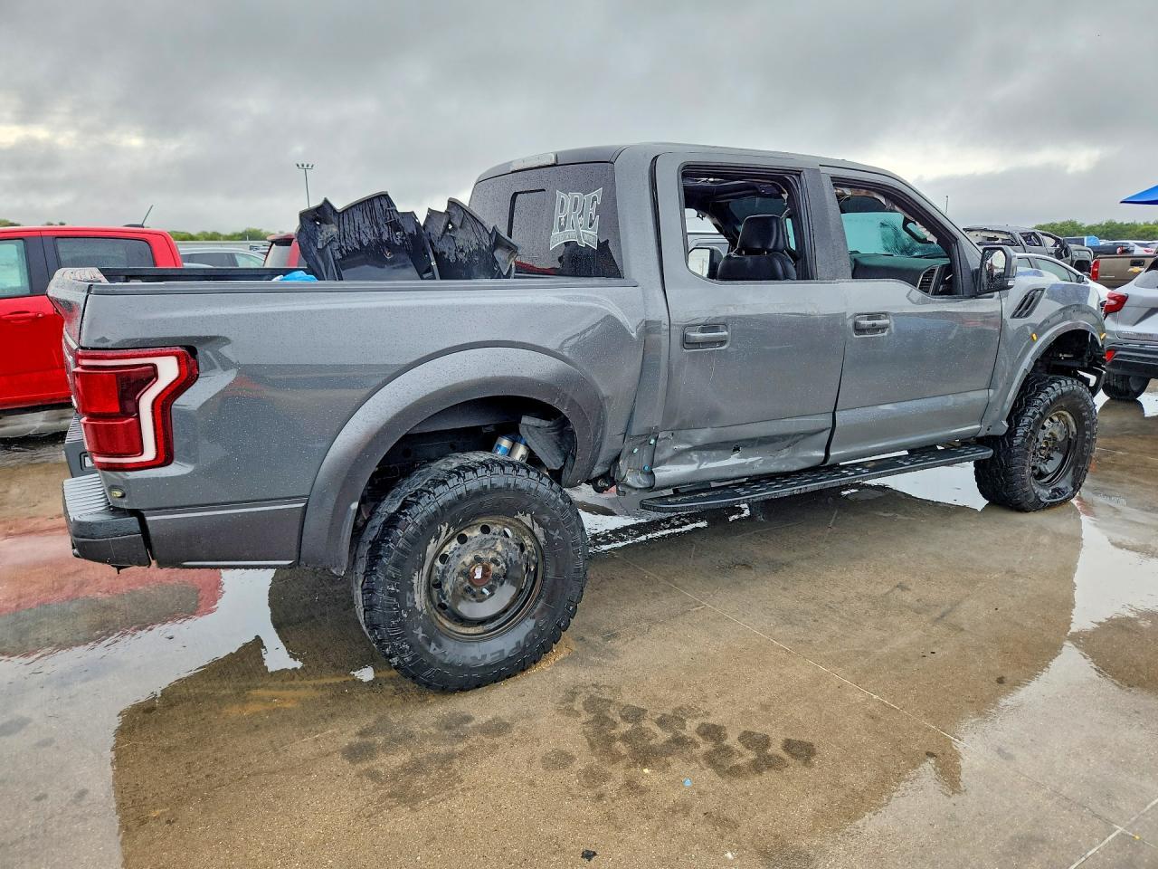 2018 Ford F150 Raptor - Фото 3