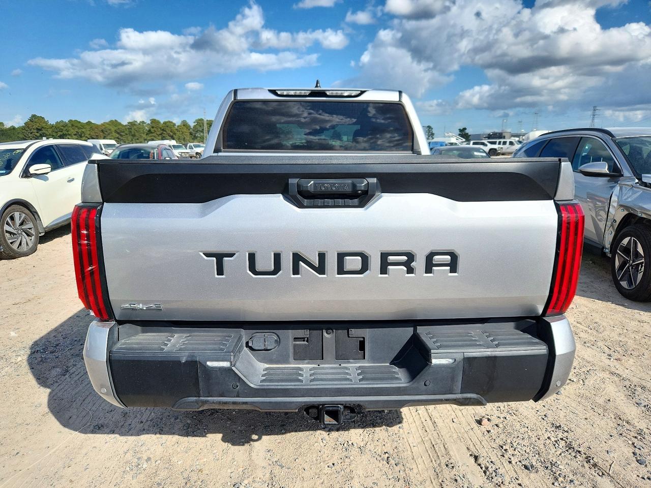 2025 Toyota Tundra Sr5 - Image 6