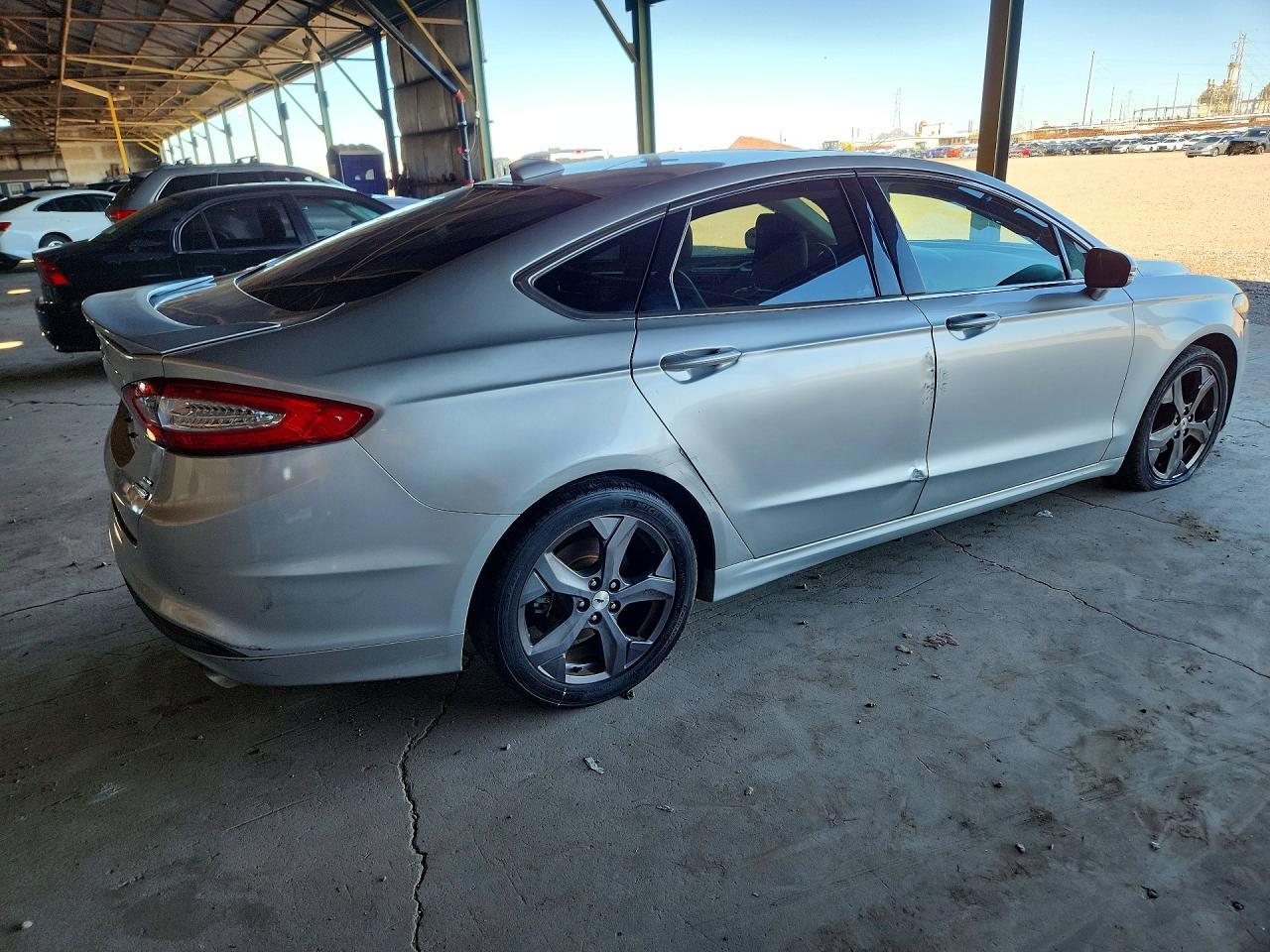 2014 Ford Fusion Se - Фото 3