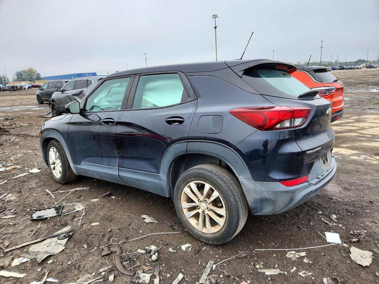 2021 Chevrolet Trailblazer Ls - Image 2