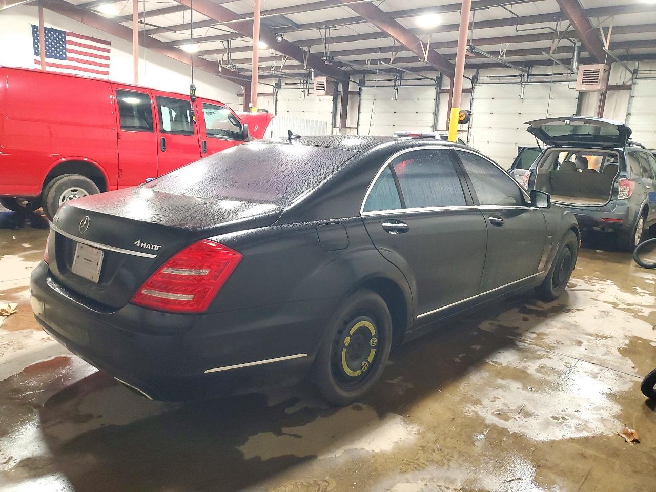 2012 Mercedes-Benz S 550 4Matic - Фото 3