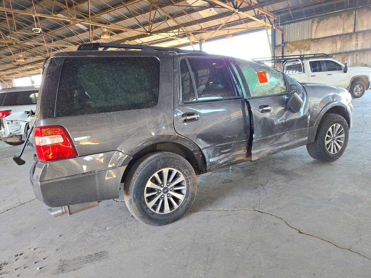 2017 Ford Expedition Xlt - Image 3