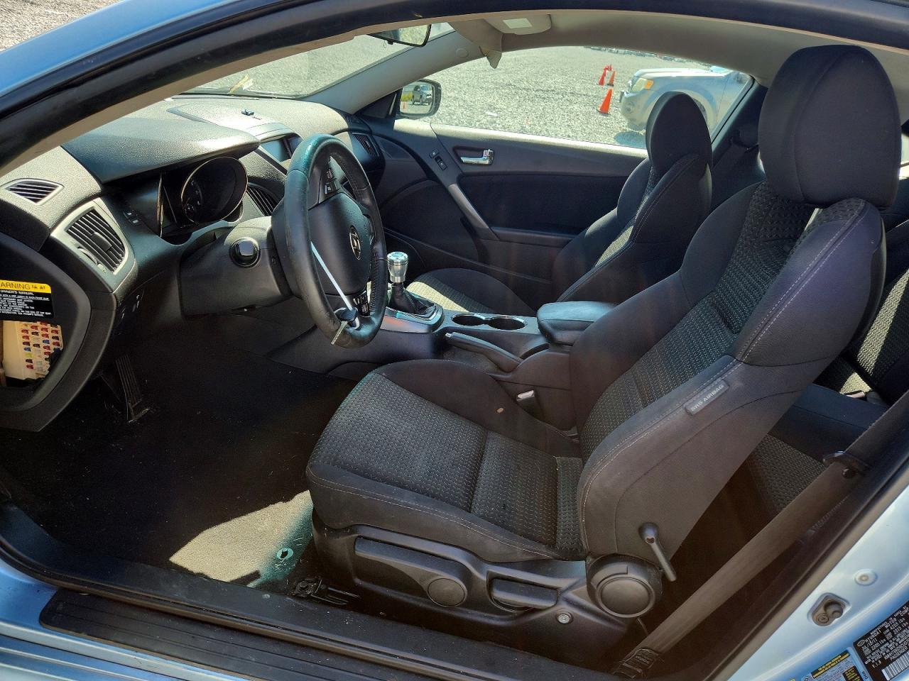 2012 Hyundai Genesis Coupe 2.0T - Image 7