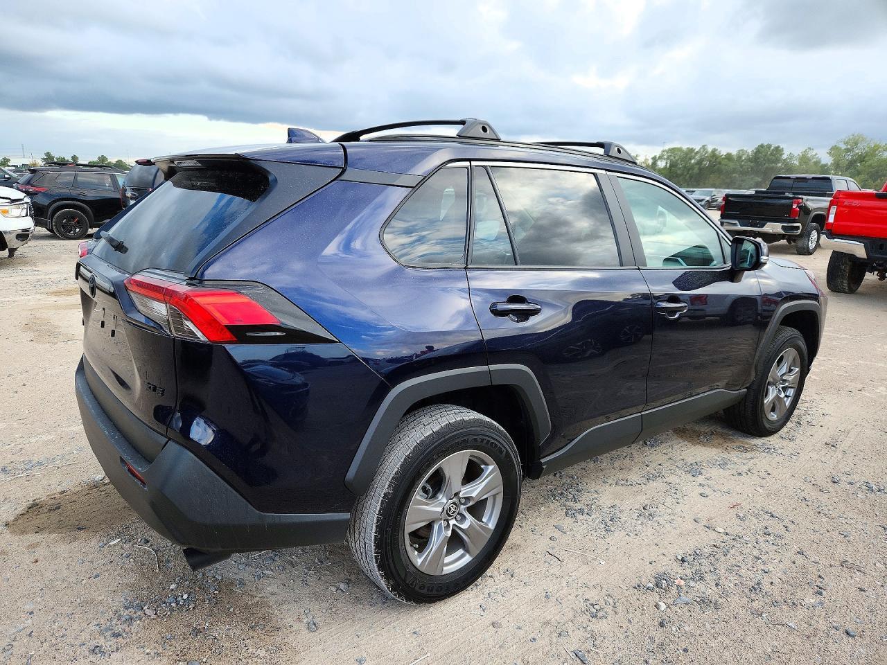 2025 Toyota Rav4 Xle - Фото 3