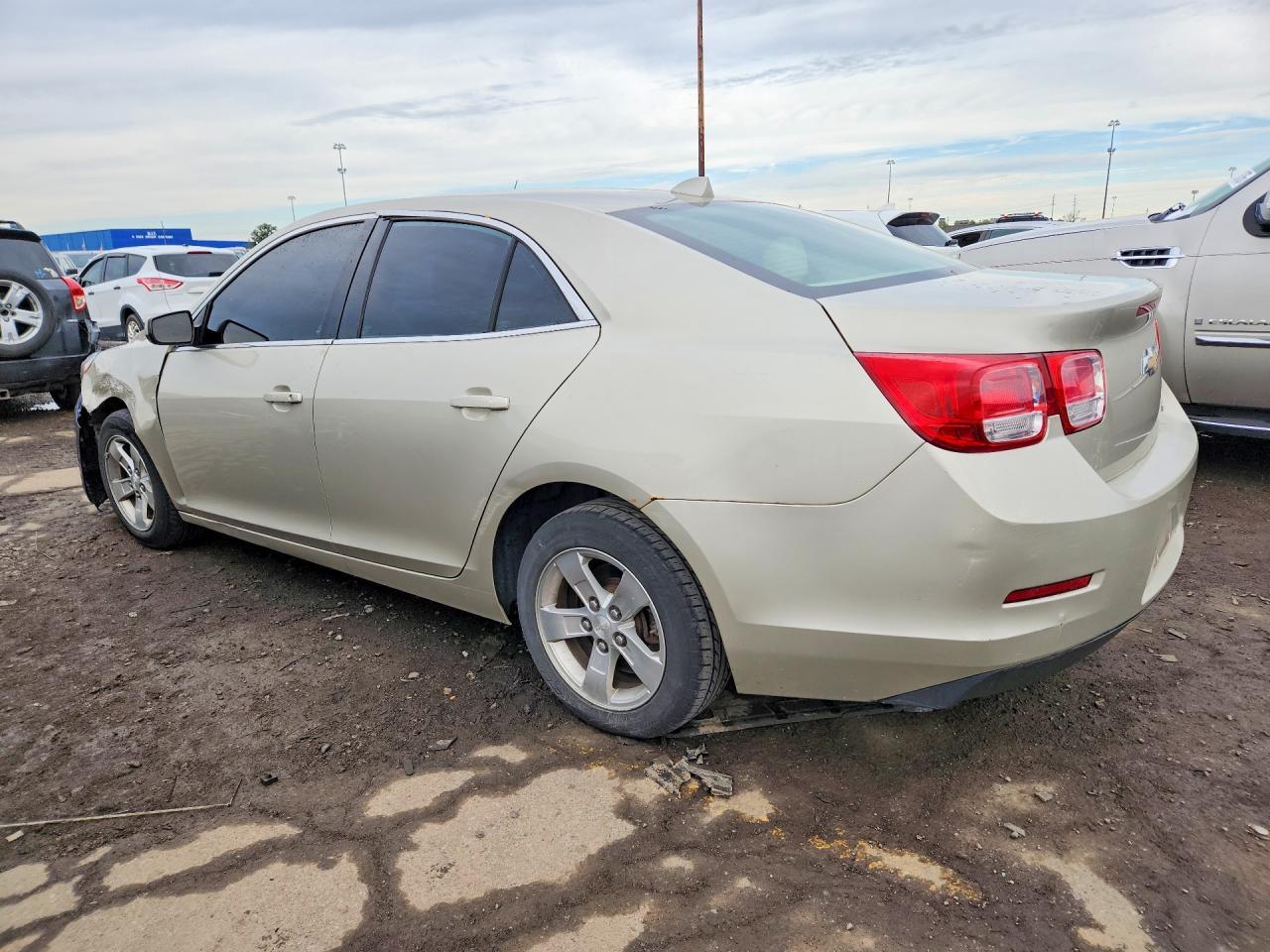 2013 Chevrolet Malibu 1Lt - Image 2