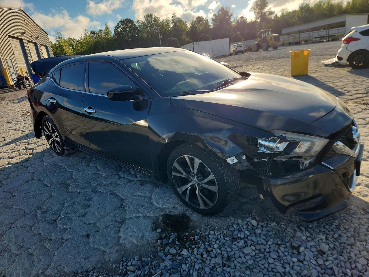 2017 Nissan Maxima 3.5 S - Image 4
