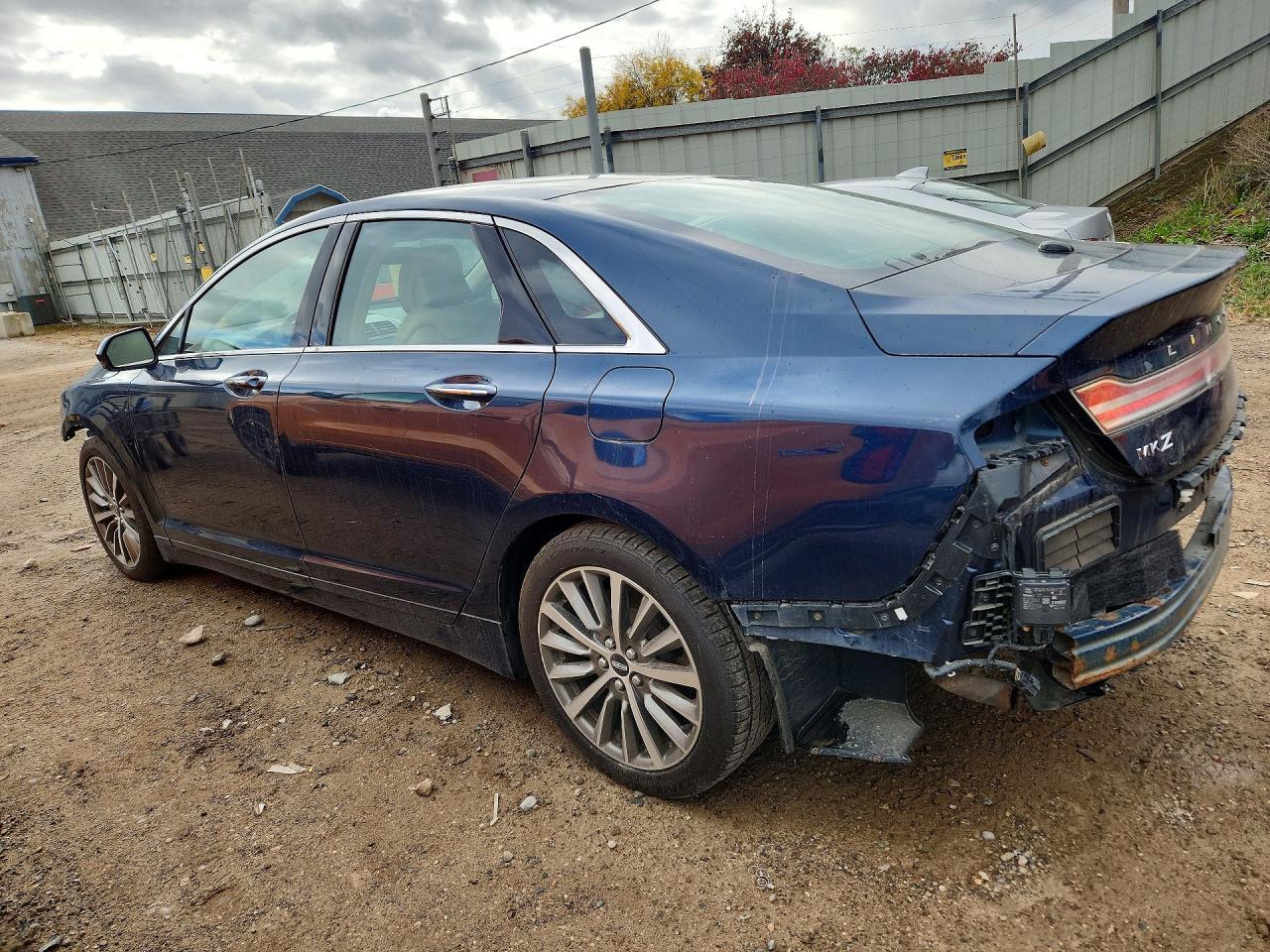 2017 Lincoln Mkz Select - Фото 2