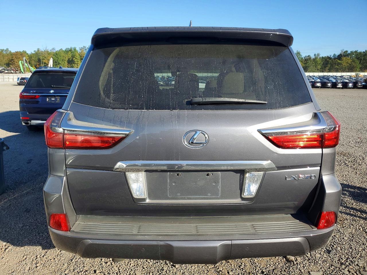 2017 Lexus Lx 570 - Фото 6