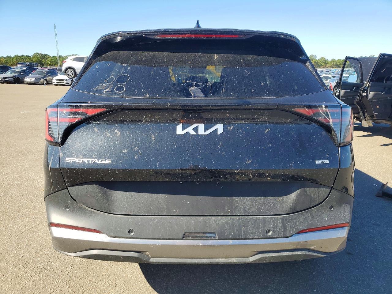 2026 Kia Sportage S - Фото 6