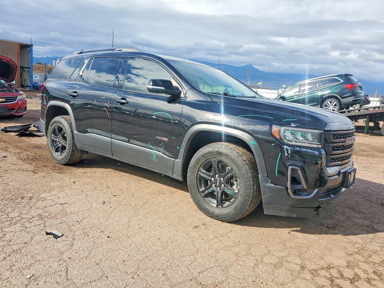 2022 GMC Acadia At4 - Image 4