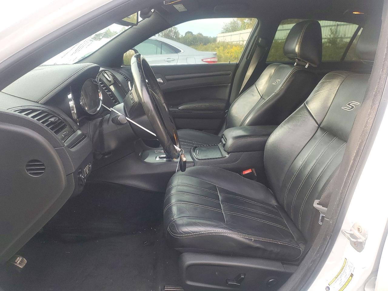 2014 Chrysler 300 S - Фото 7