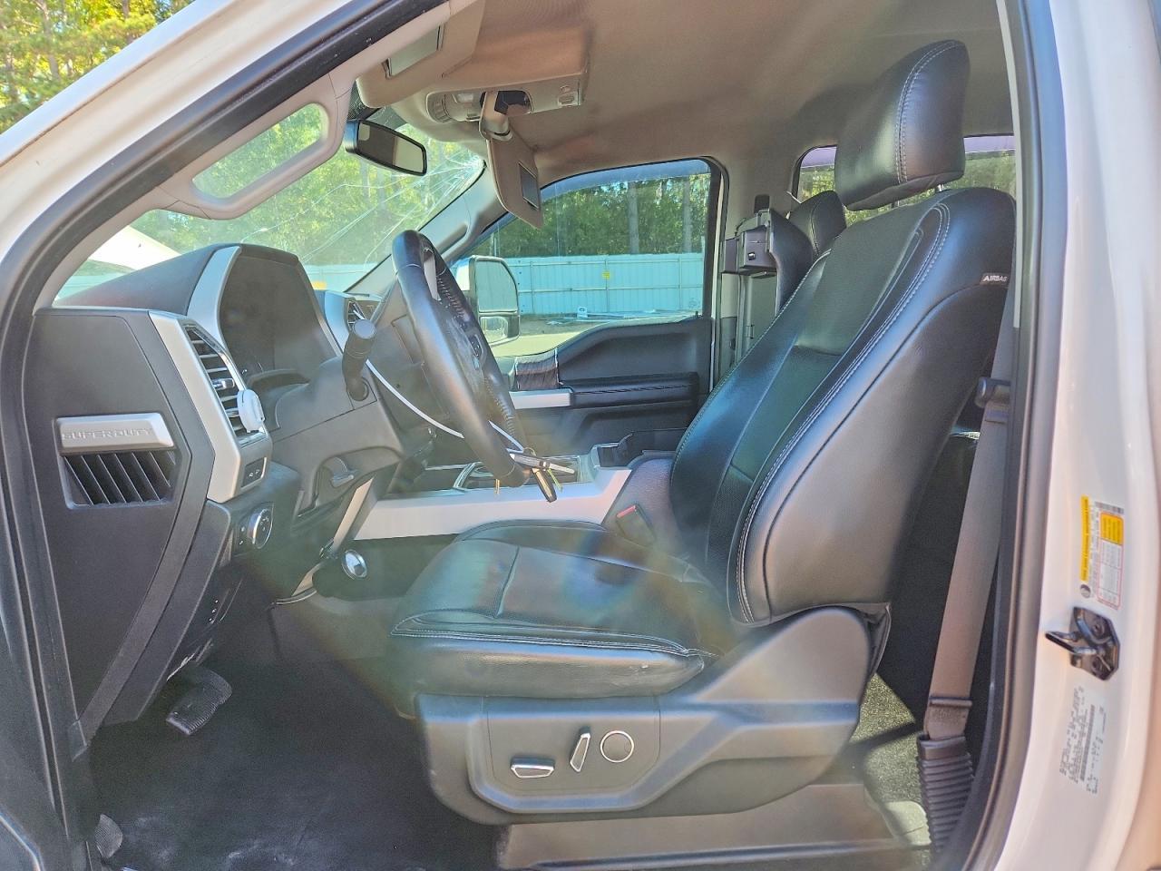 2017 Ford F250 Super Duty - Image 7