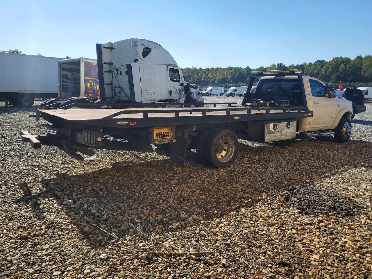2021 Ram 5500 - Фото 3