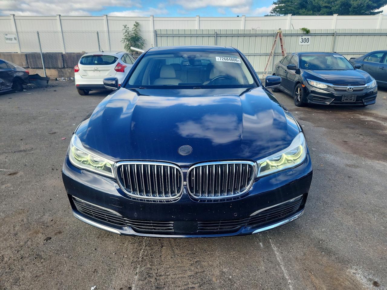 2018 BMW 750 Xi - Фото 5