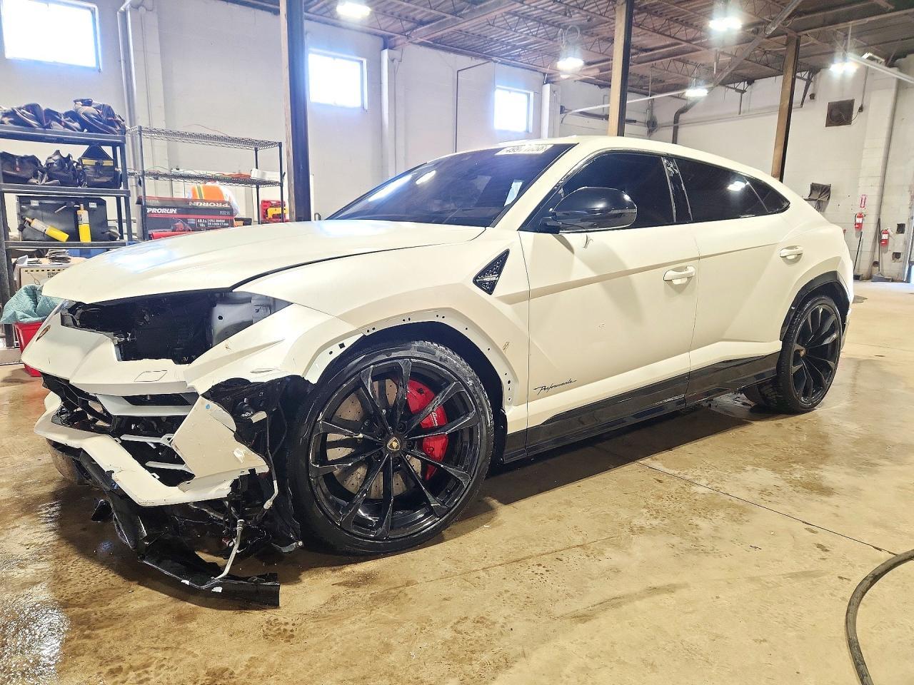 2021 Lamborghini Urus