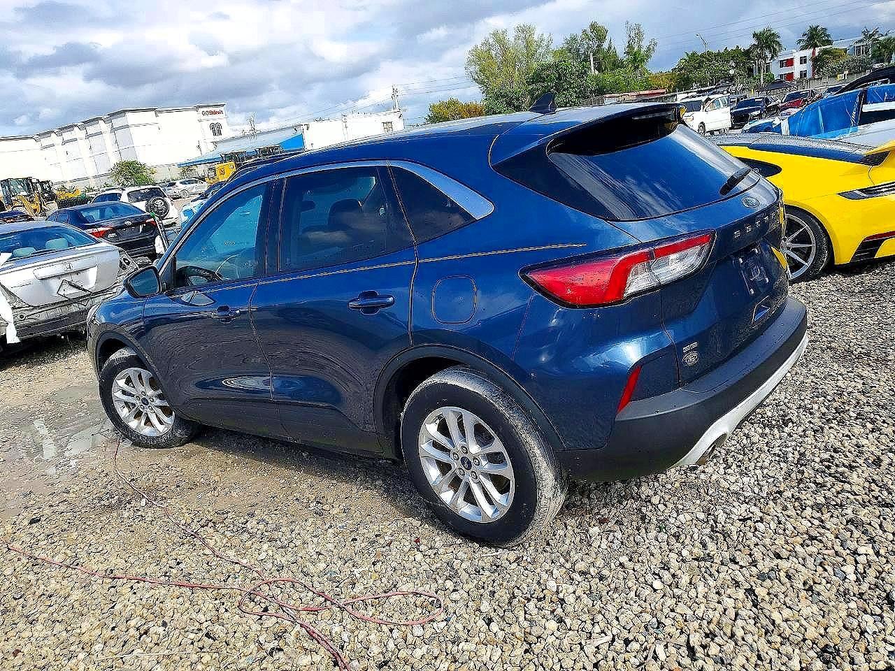2020 Ford Escape Se - Фото 2