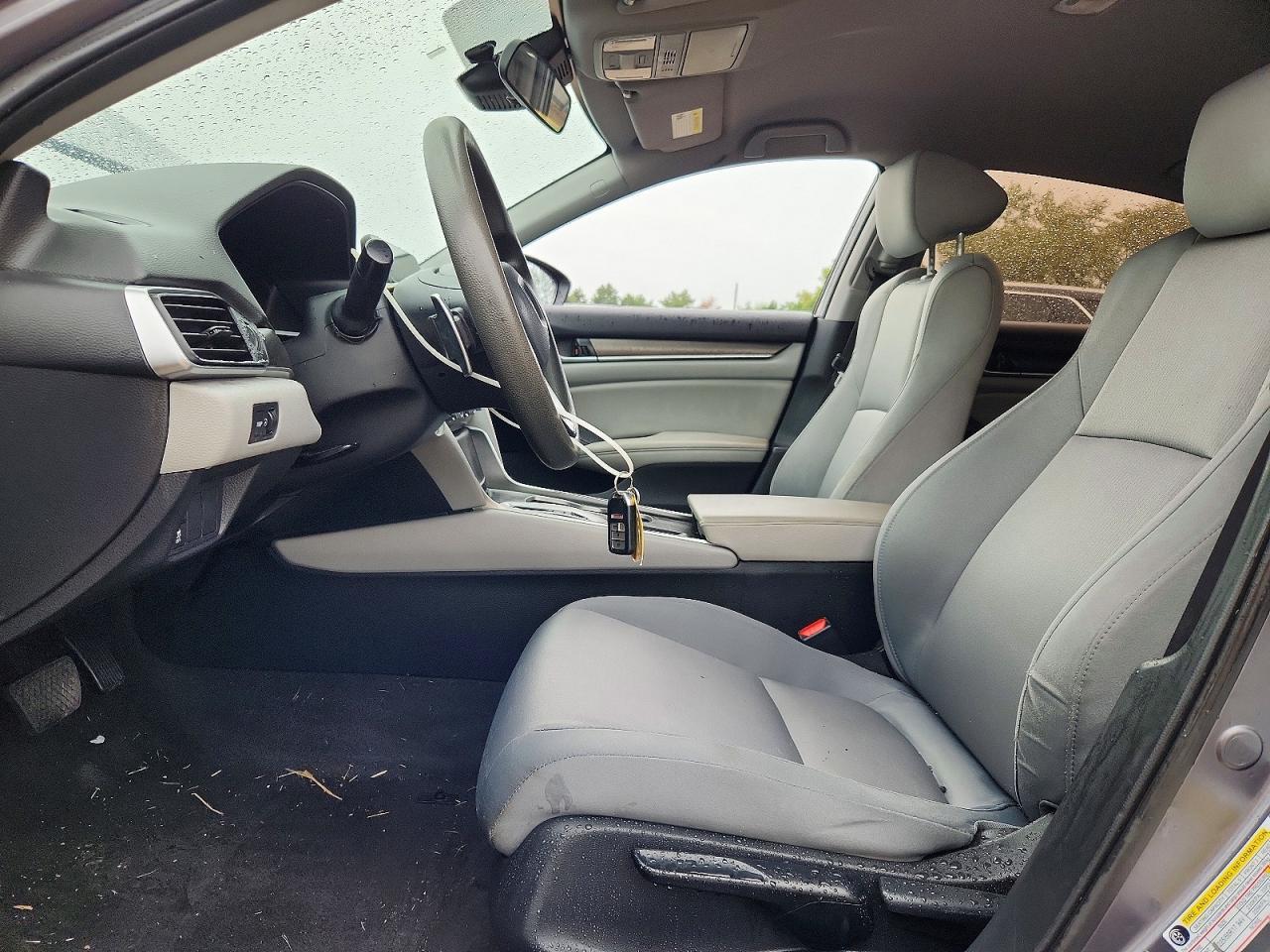 2019 Honda Accord Hybrid - Image 7