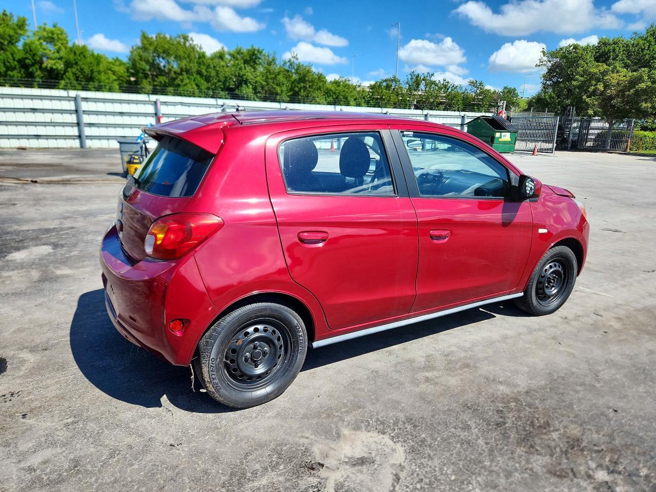 2015 Mitsubishi Mirage De - Фото 3