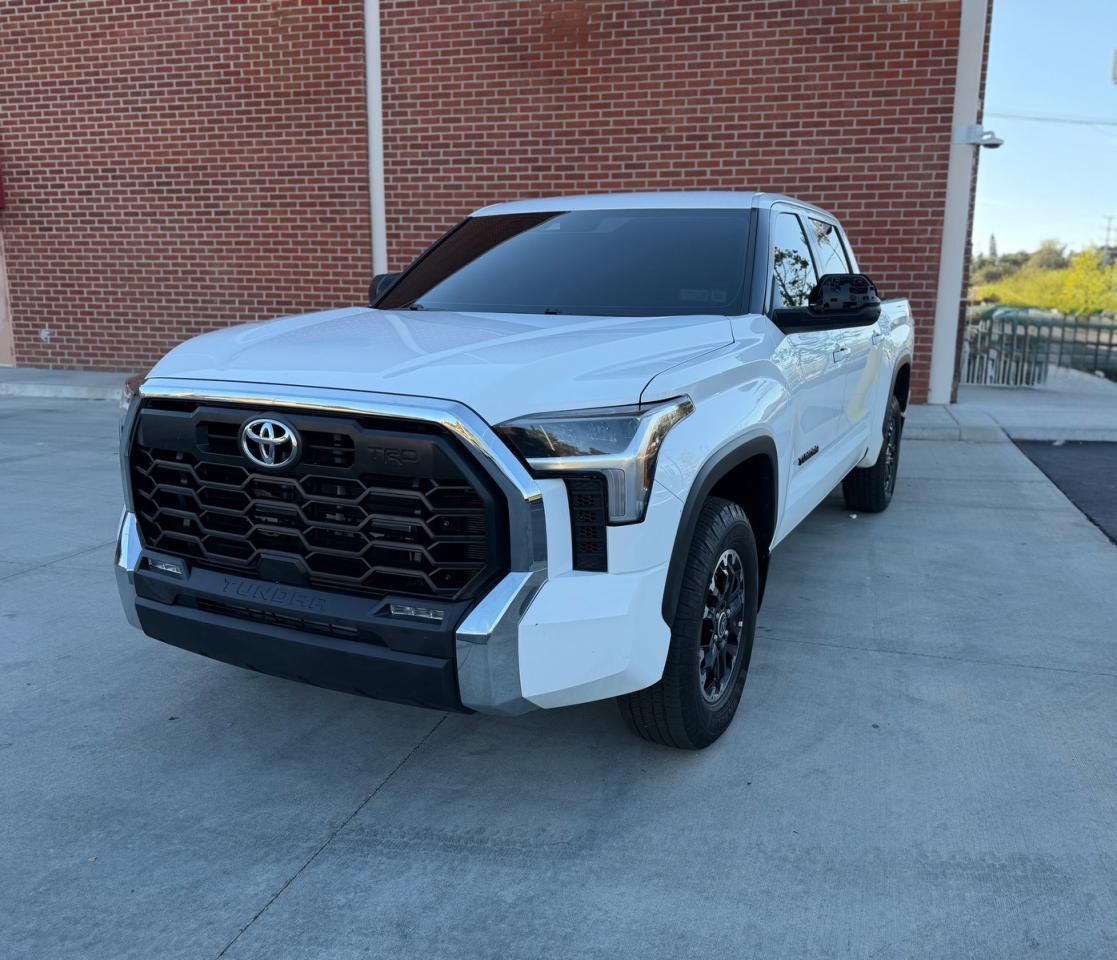 2024 Toyota Tundra Sr5 - Фото 2