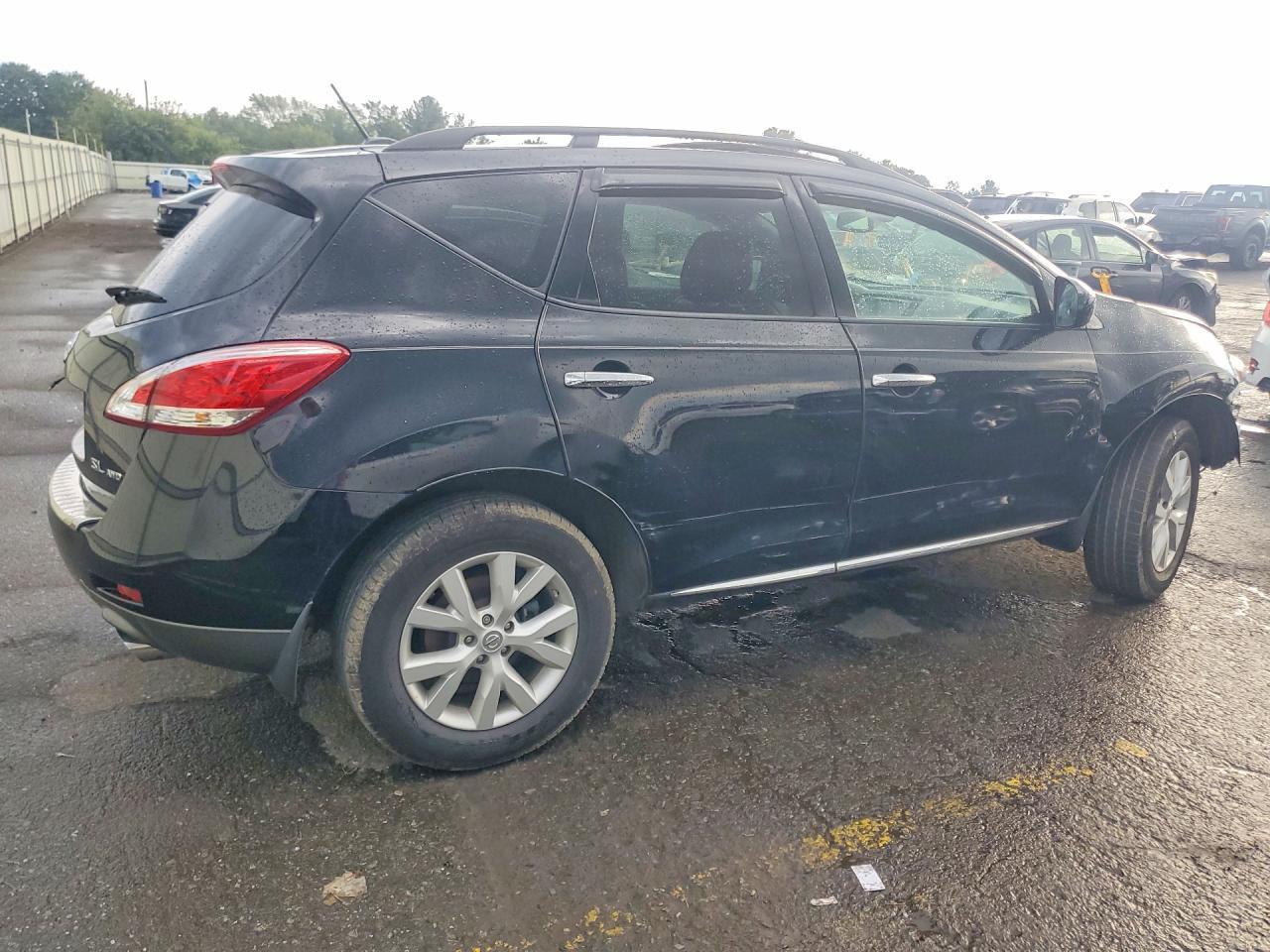 2011 Nissan Murano S - Фото 3