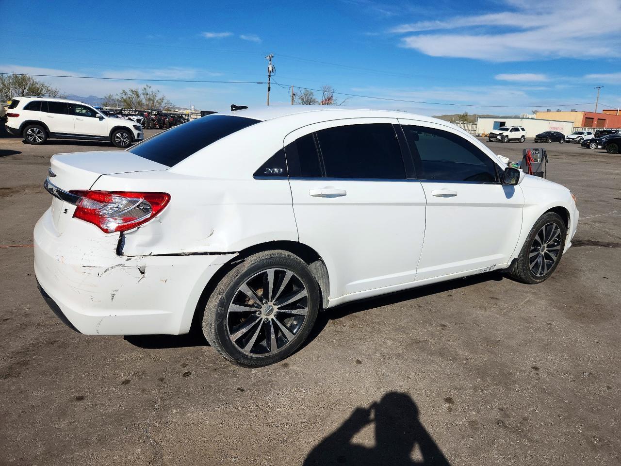2012 Chrysler 200 Touring - Фото 3