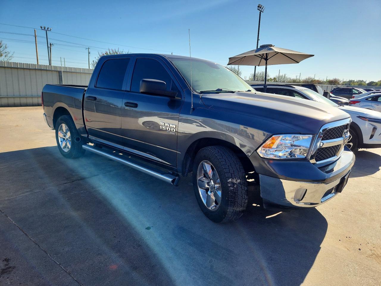 2019 Ram 1500 Classic Tradesman - Image 4