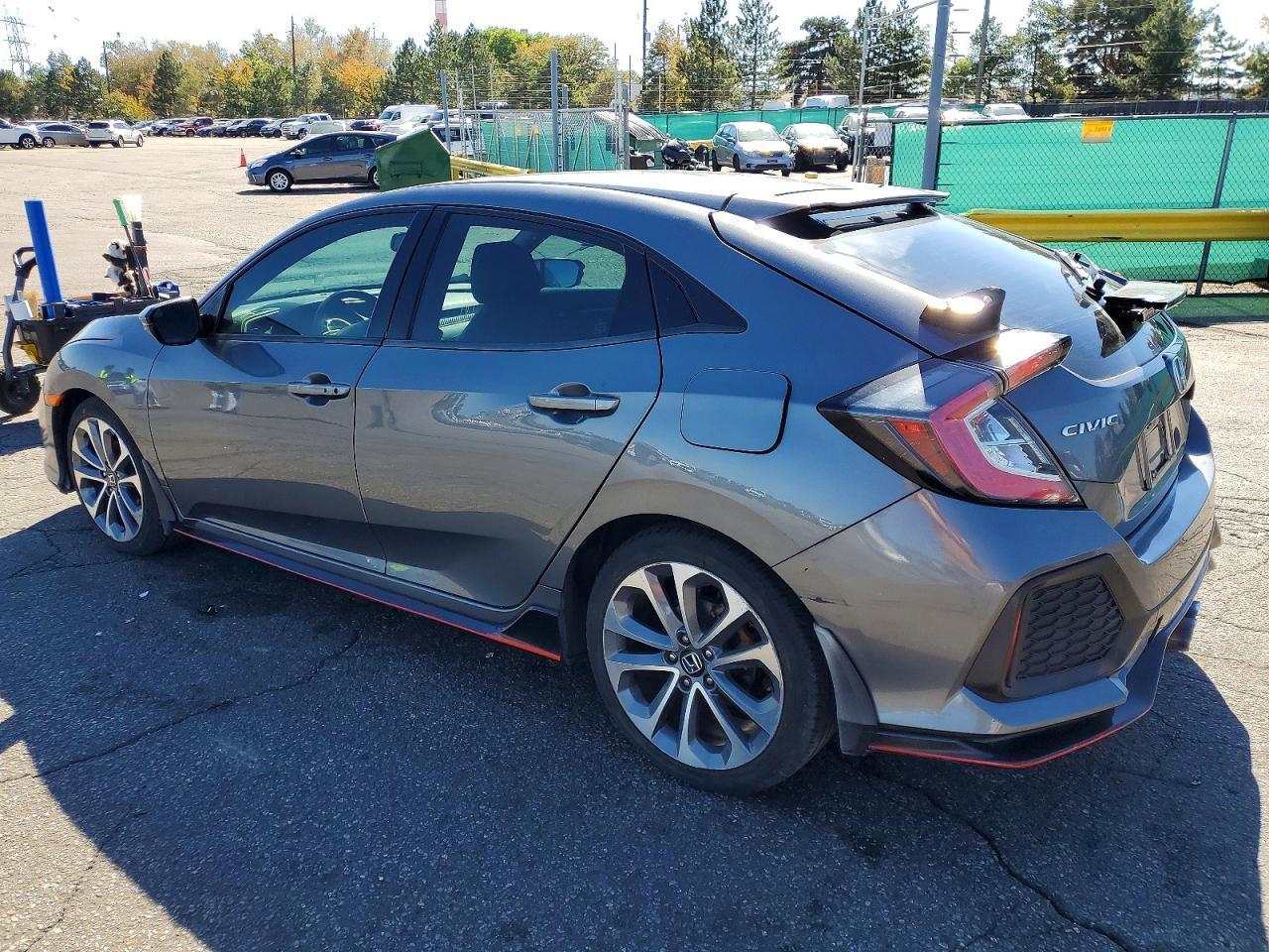 2018 Honda Civic Sport Touring - Image 2