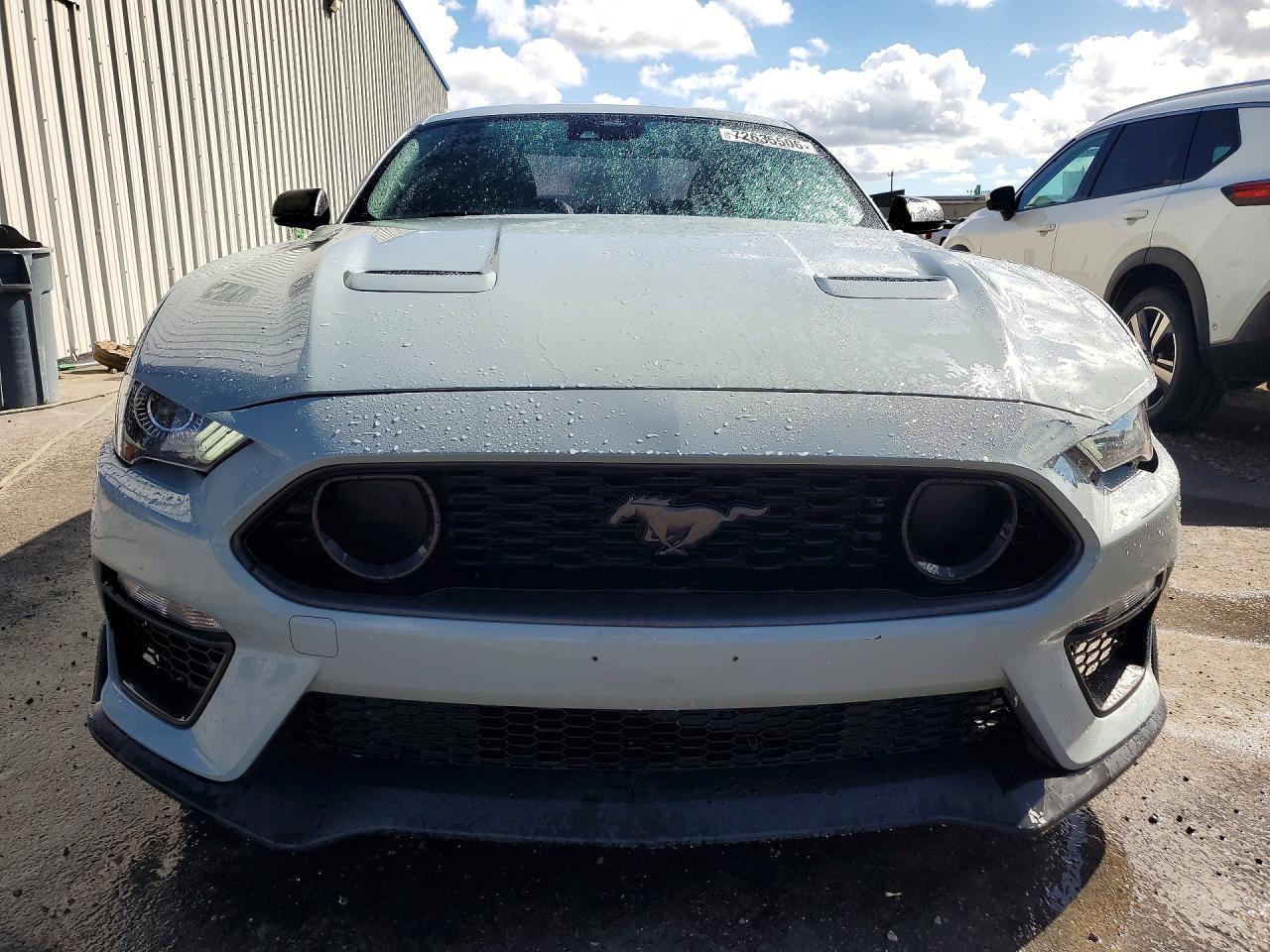 2022 Ford Mustang Mach I - Фото 5