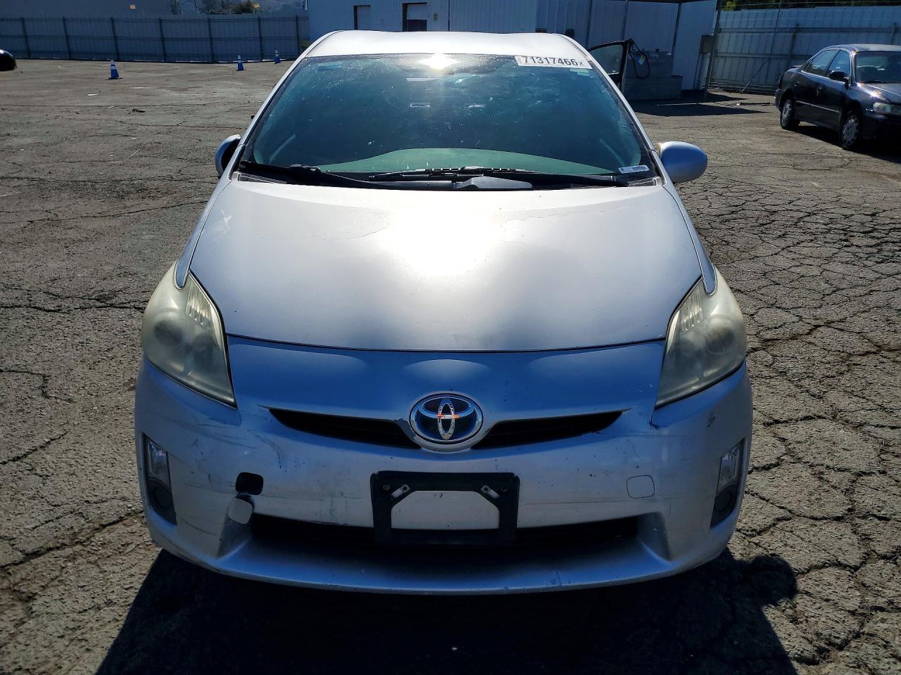 2010 Toyota Prius Iii - Фото 5