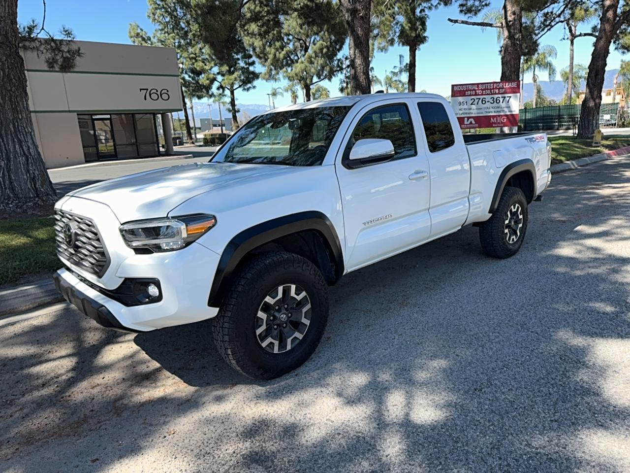 2023 Toyota Tacoma Trd Off-Road - Фото 2