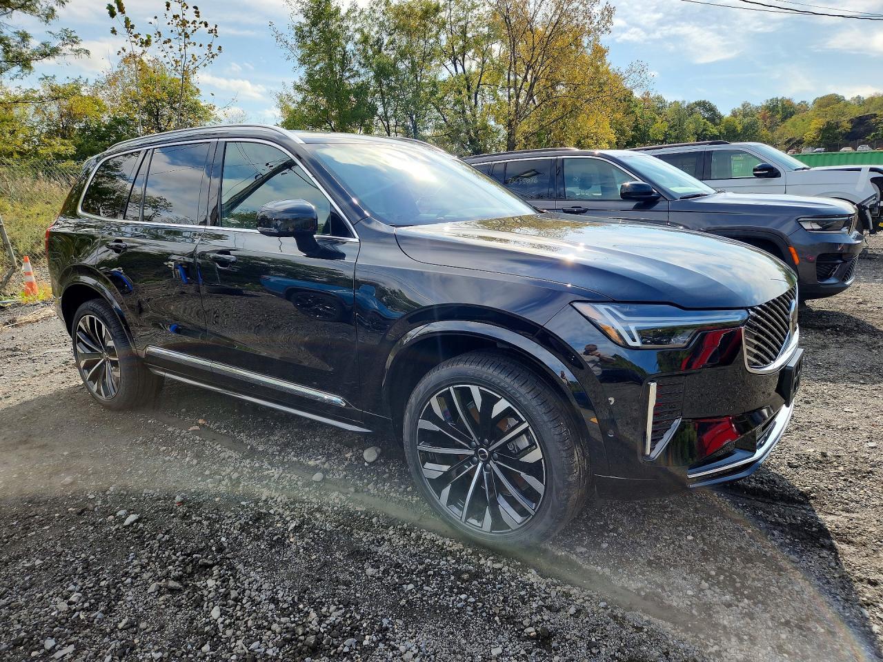 2026 Volvo Xc90 Plus - Image 4