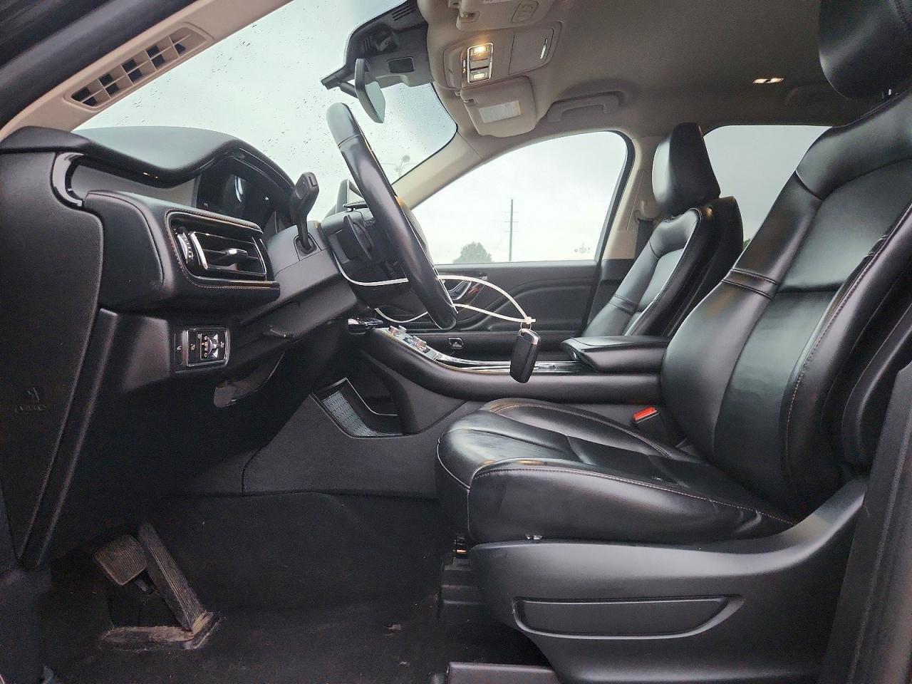 2021 Lincoln Aviator - Фото 7