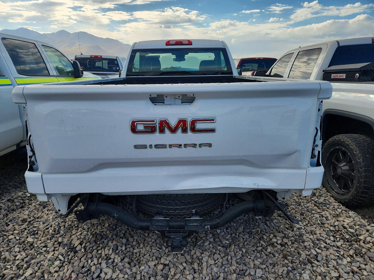 2023 GMC Sierra K1500 - Image 6