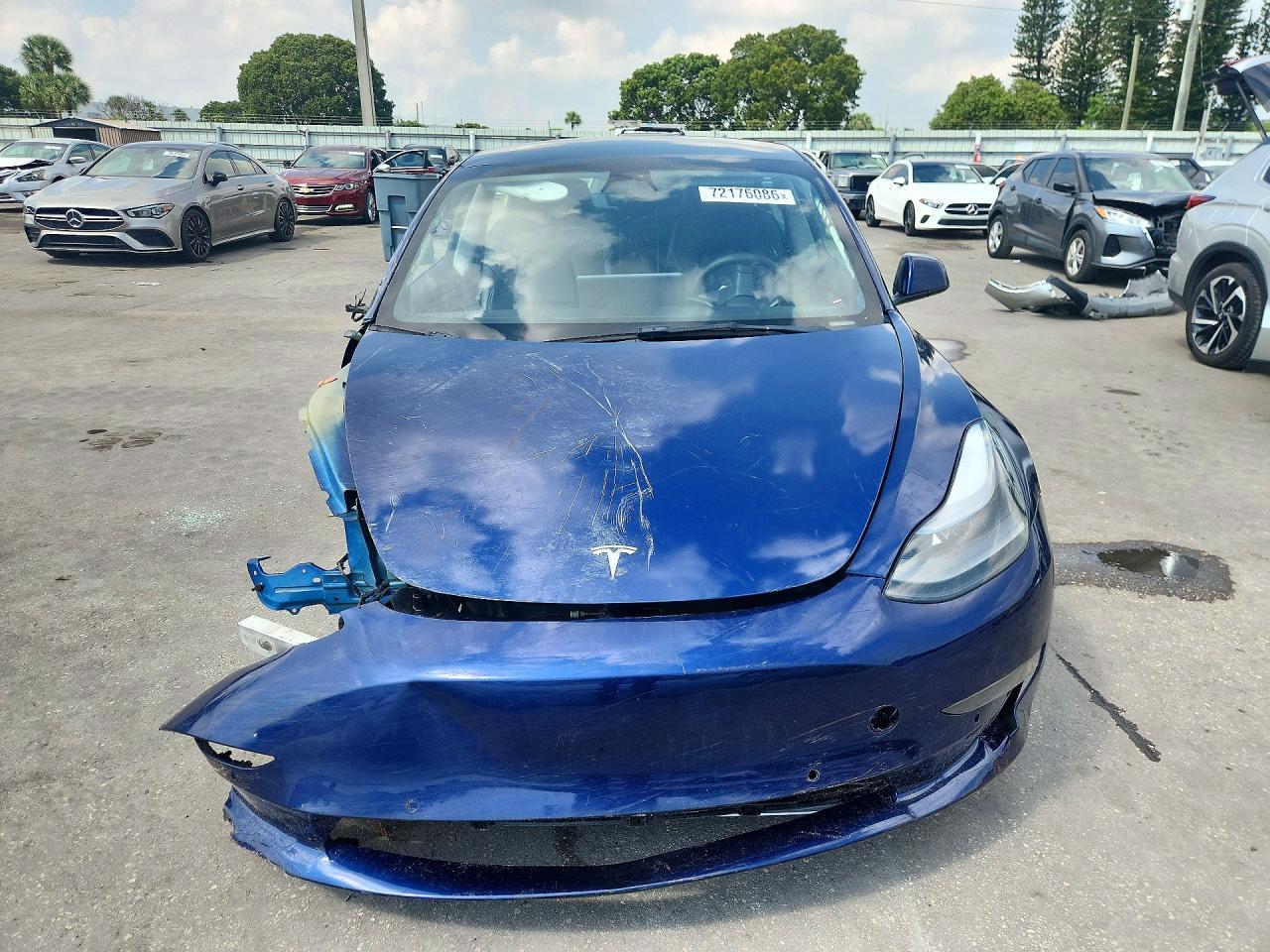 2022 Tesla Model 3 - Image 5