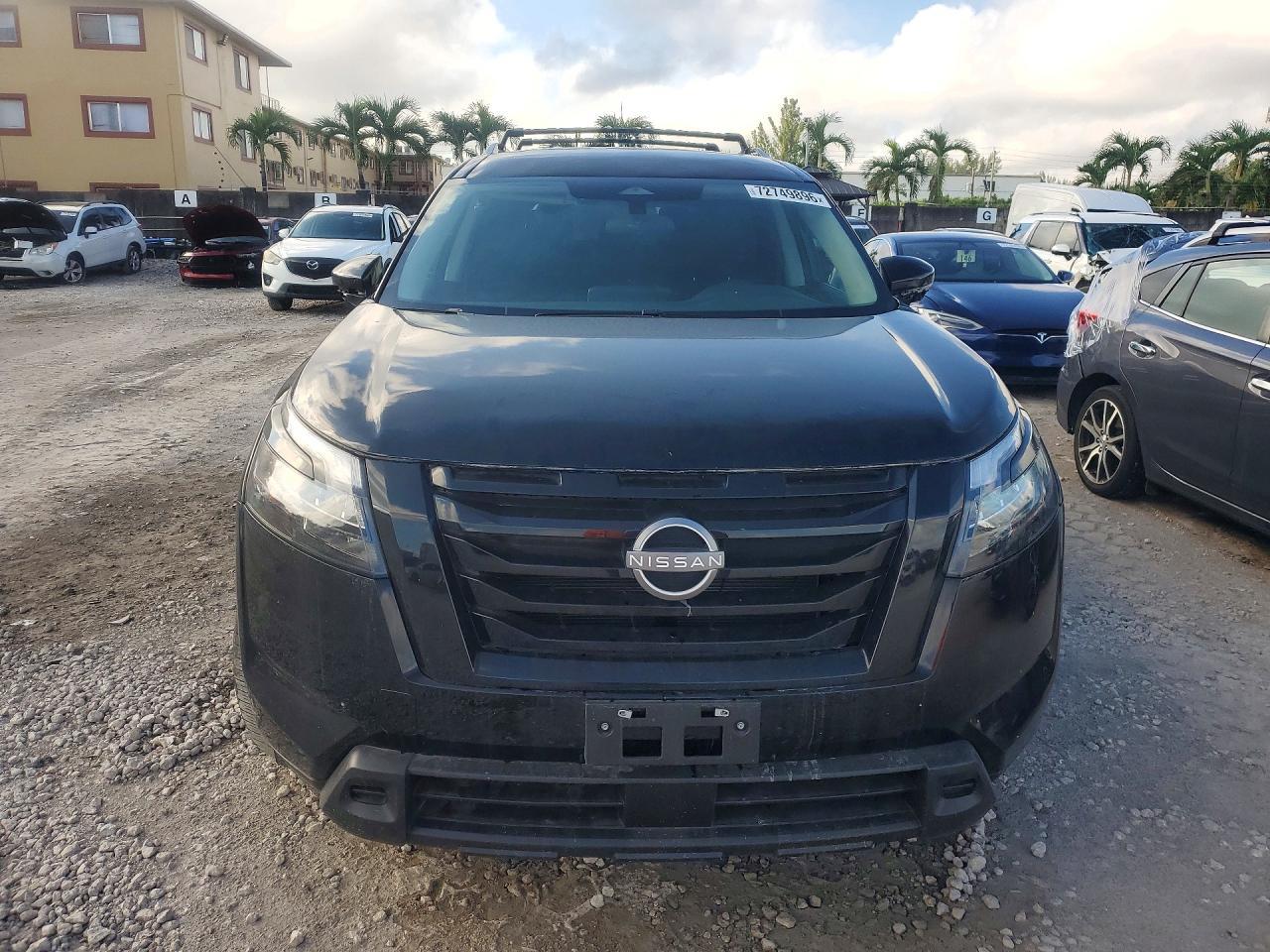 2025 Nissan Pathfinder Sv - Image 5