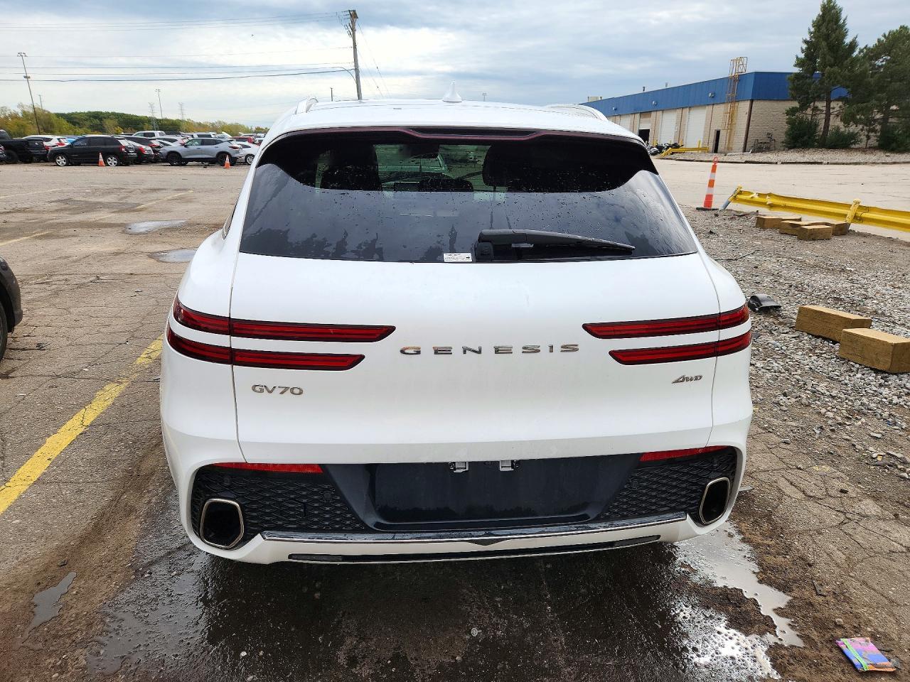 2025 Genesis Gv70 2.5T Standard - Image 6