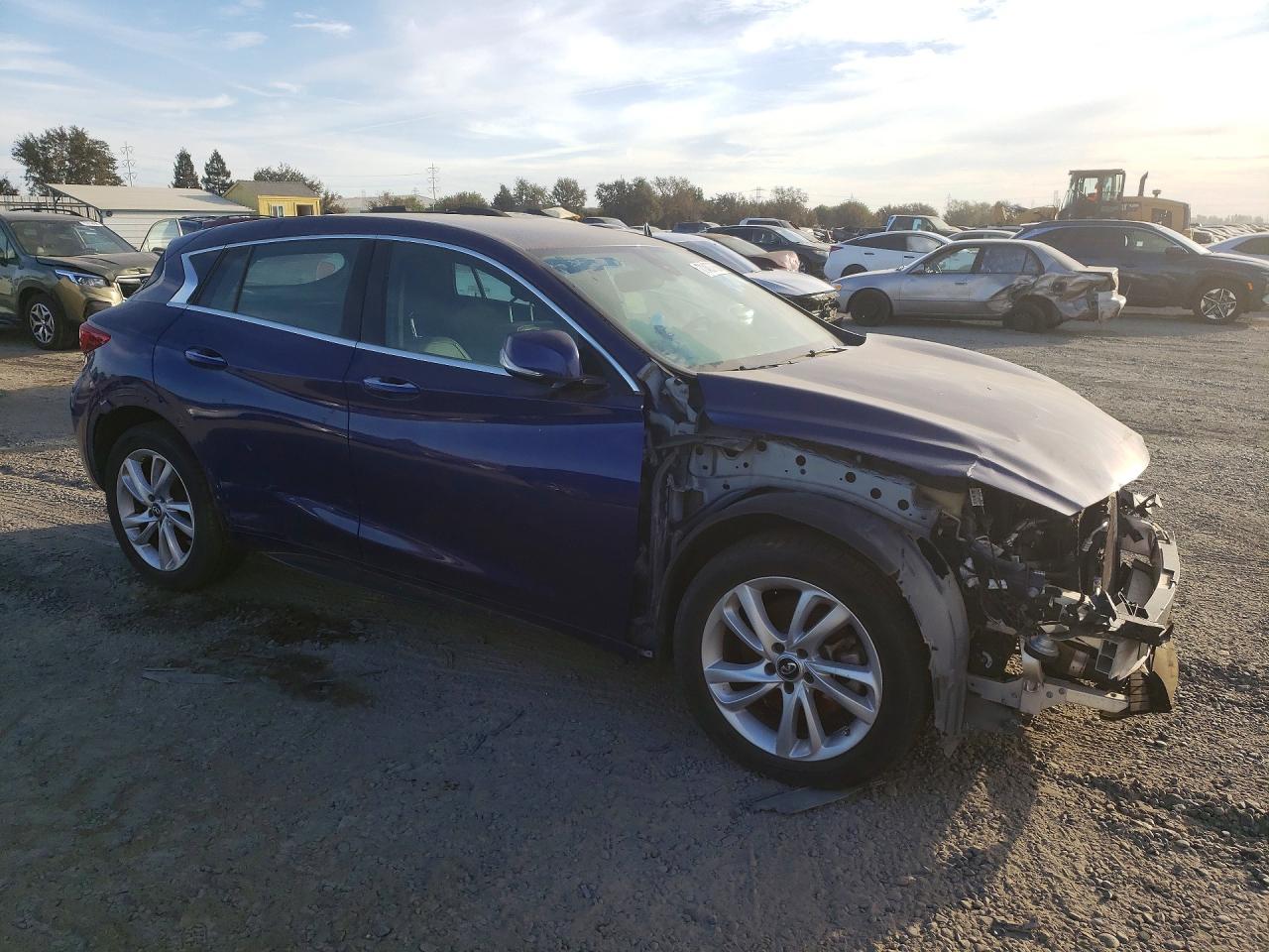2018 Infiniti Qx30 Luxury - Фото 4