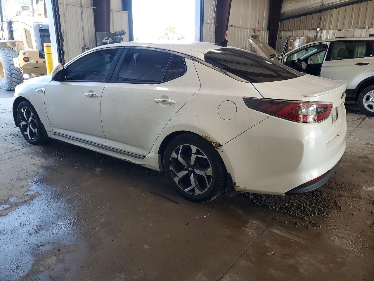 2014 Kia Optima Hybrid - Image 2