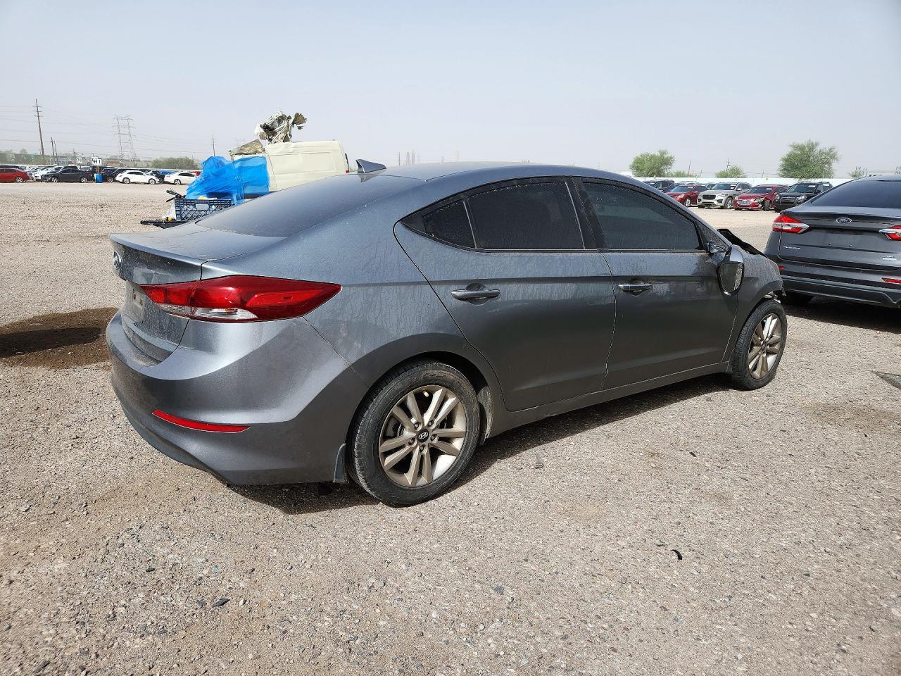 2018 Hyundai Elantra Sel - Image 3