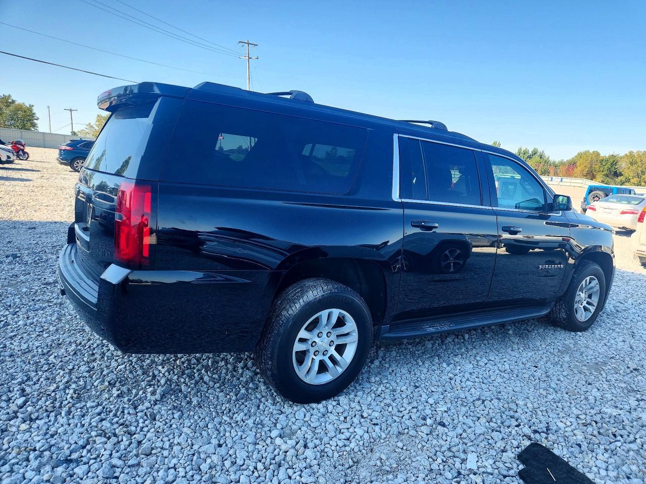 2016 Chevrolet Suburban K1500 Lt - Фото 3