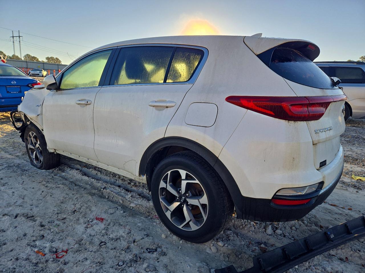 2021 Kia Sportage Lx - Image 2