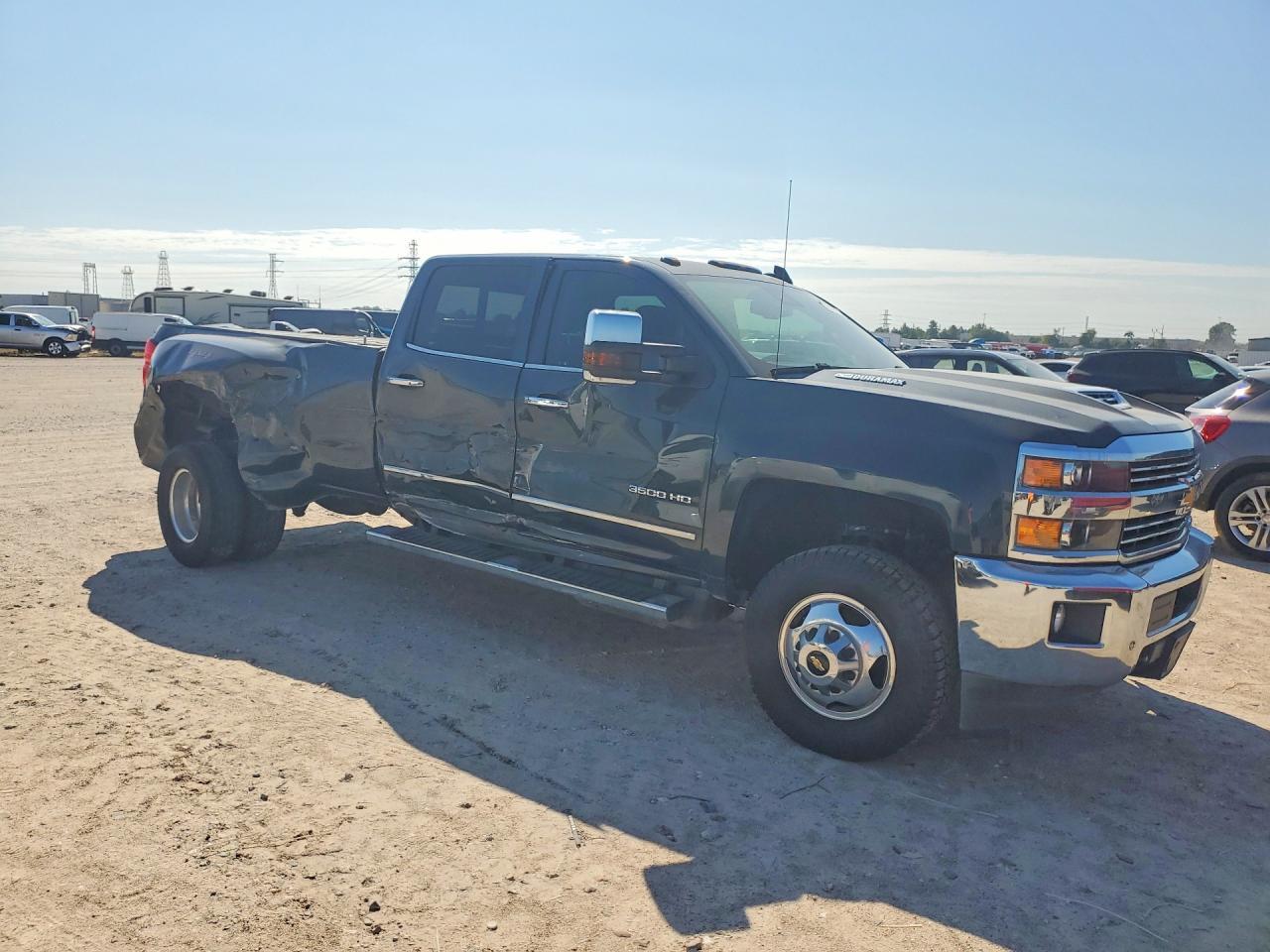 2019 Chevrolet Silverado 3500 Hd - Image 4