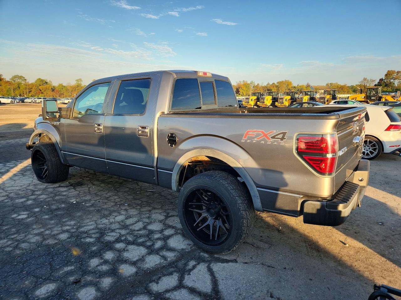 2014 Ford F150 Supercrew - Фото 2