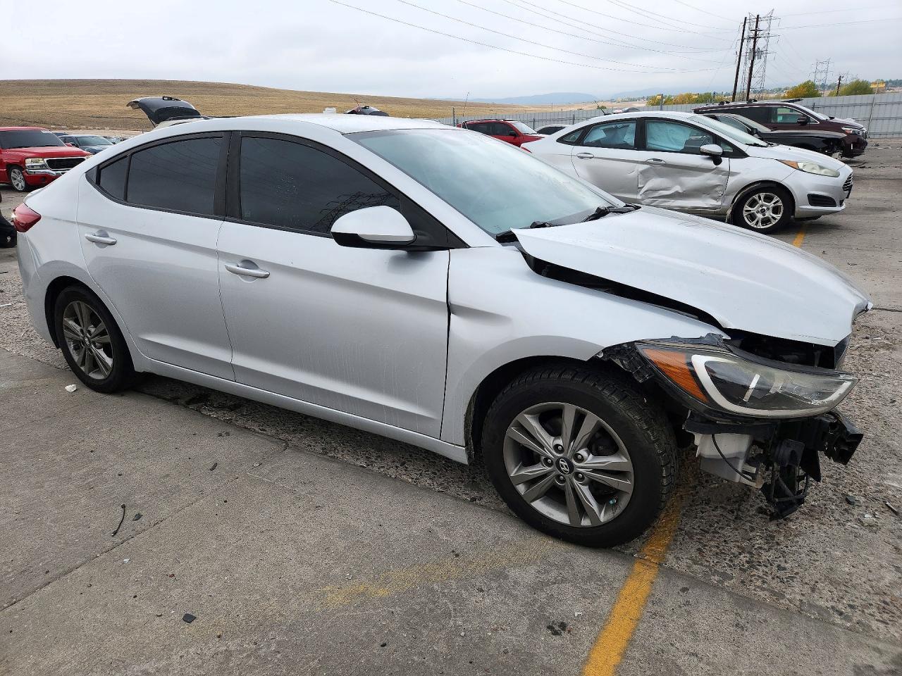 2017 Hyundai Elantra Se - Image 4