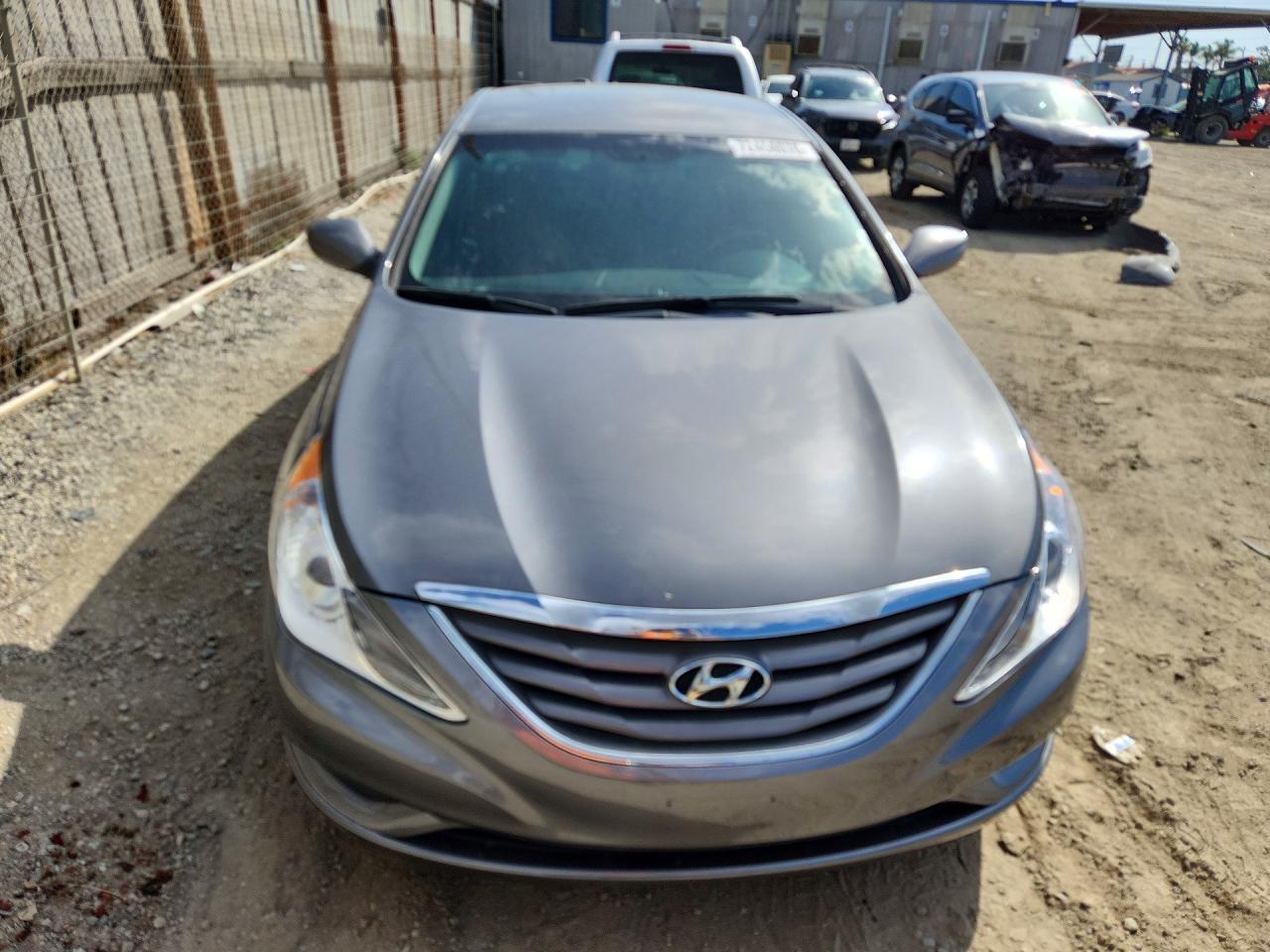 2012 Hyundai Sonata Gls - Фото 5