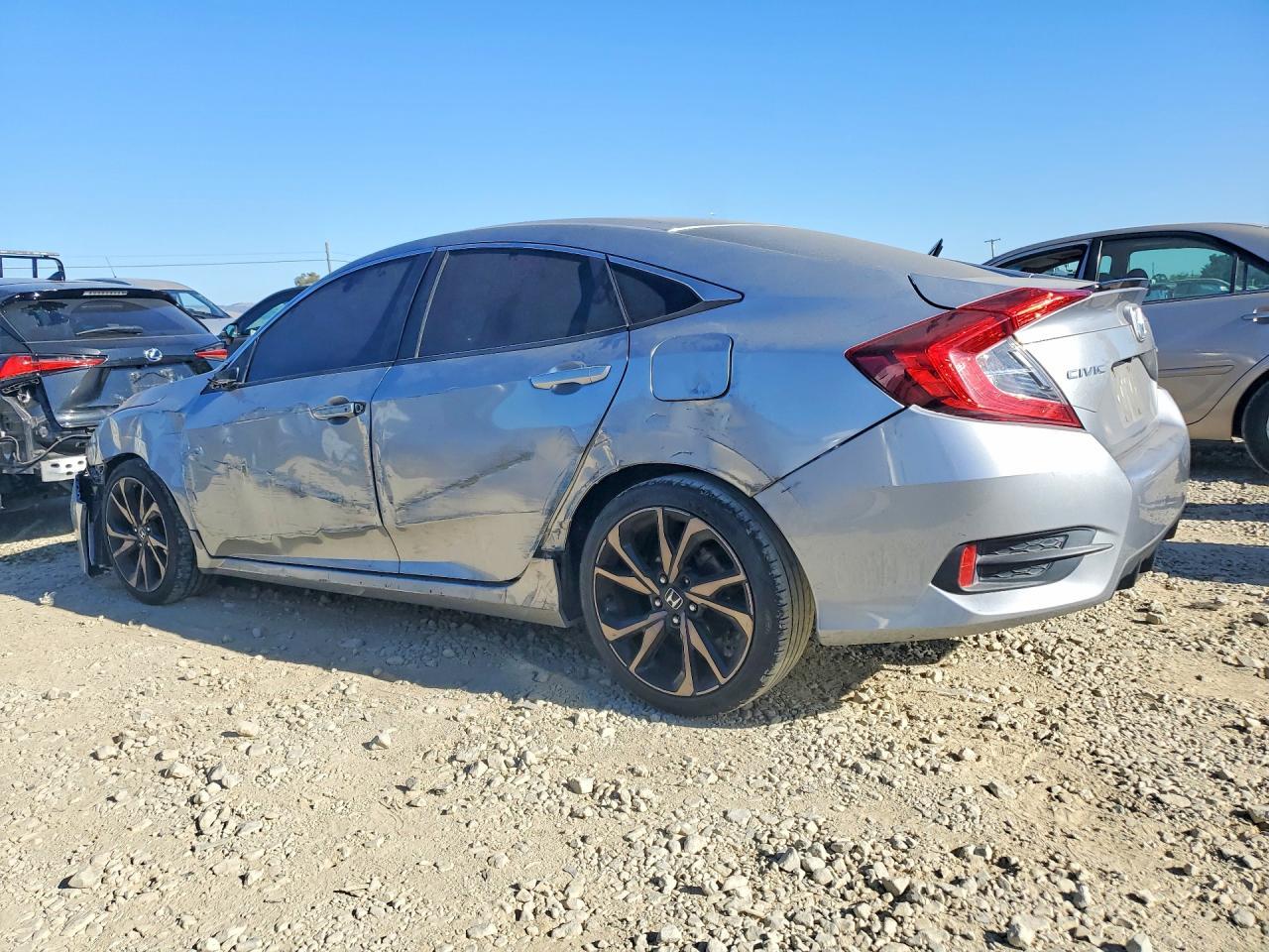 2020 Honda Civic Sport - Фото 2