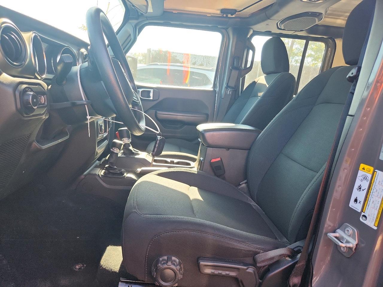 2018 Jeep Wrangler Unlimited Sport - Фото 7