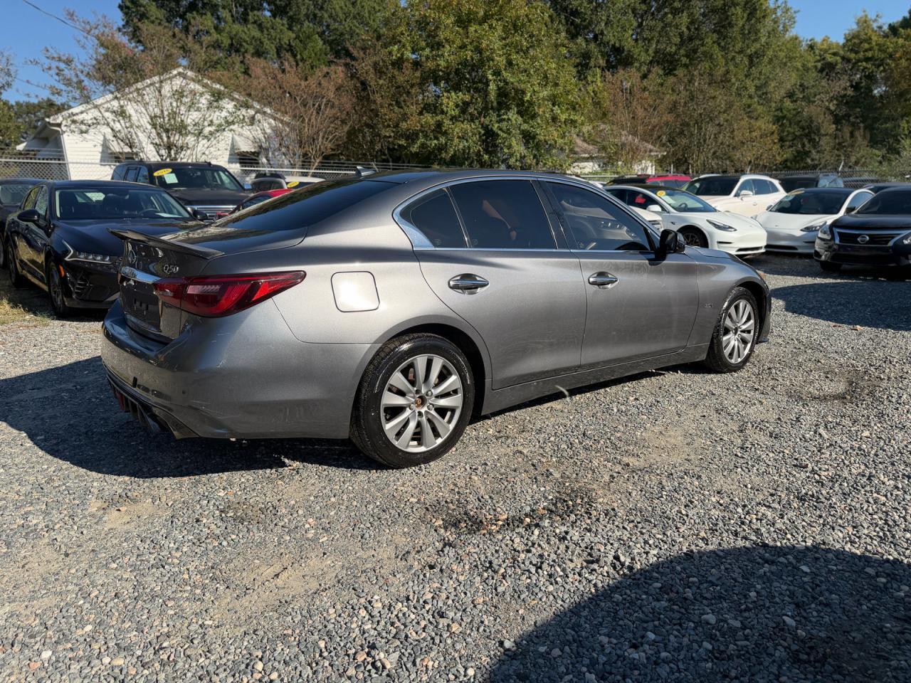 2020 Infiniti Q50 3.0T Luxe - Фото 4