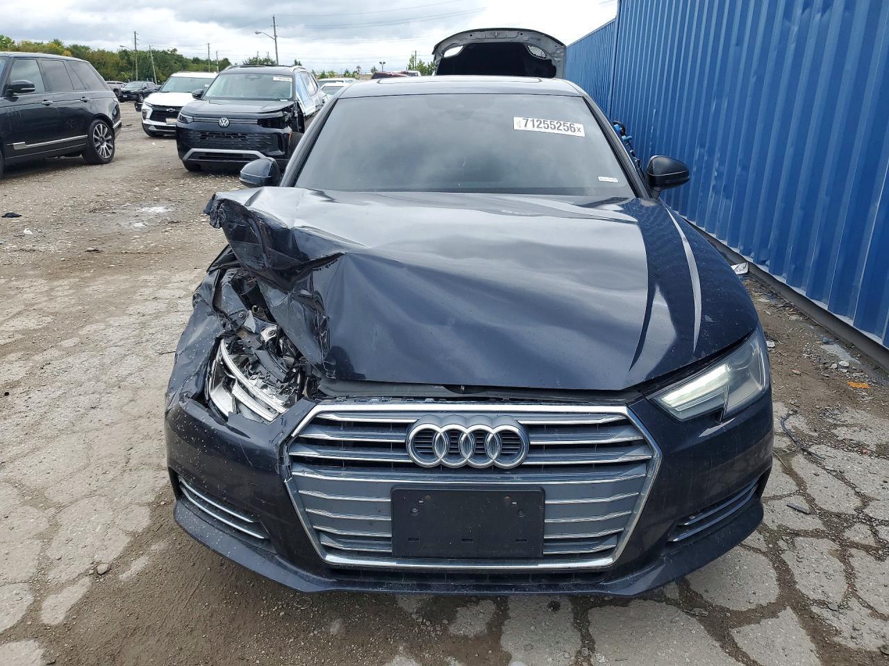 2017 Audi A4 Premium - Фото 5